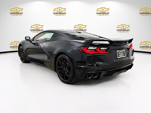Used 2023 Chevrolet Corvette Stingray Premium Cpe w/ Z51 Performance Package RWD image 6