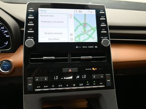 Used 2020 Toyota Avalon Limited w/ Advanced Safety Package FWD image 8