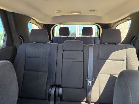 Used 2018 Dodge Durango SXT w/ 3rd Row Seating Group image 8