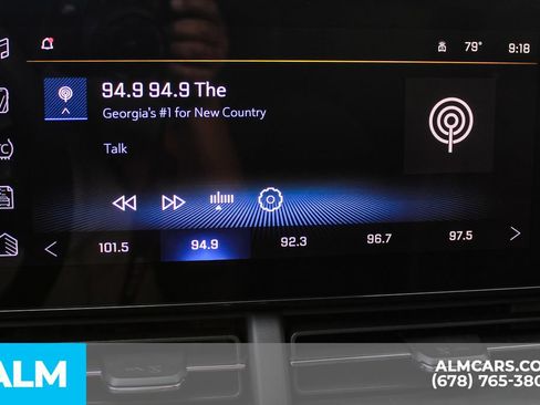 Used 2025 Chevrolet Trax LT FWD image 32