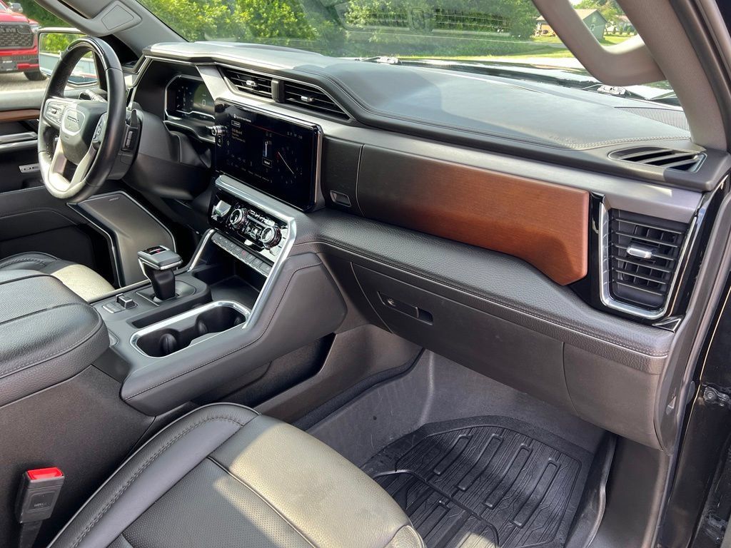 Used 2023 GMC Sierra 1500 Denali AWD/4WD image 7