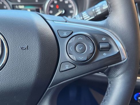 Used 2019 Buick Enclave Premium w/ Experience Buick Package image 27