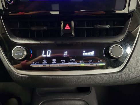 Used 2023 Toyota Corolla LE FWD image 17