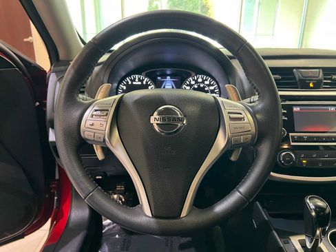 Used 2018 Nissan Altima 2.5 SR image 18