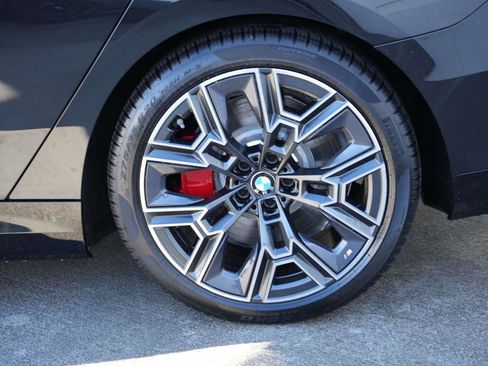 New 2025 BMW i5 M60 w/ Premium Package image 7