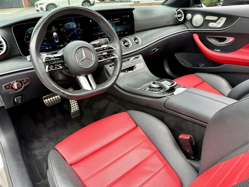 Used 2023 Mercedes-Benz E 450 Cabriolet image 36