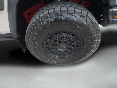 Used 2025 INEOS Grenadier AWD/4WD image 39