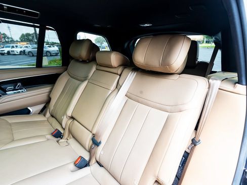 Used 2024 Land Rover Range Rover Long Wheelbase Autobiography AWD/4WD image 56