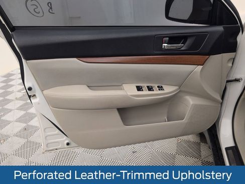 Used 2014 Subaru Outback 2.5i Limited image 37