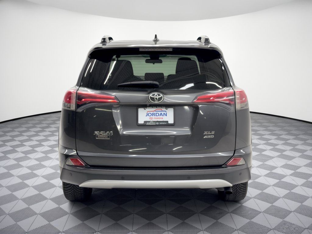 Used 2016 Toyota RAV4 XLE w/ Convenience Package AWD/4WD image 11