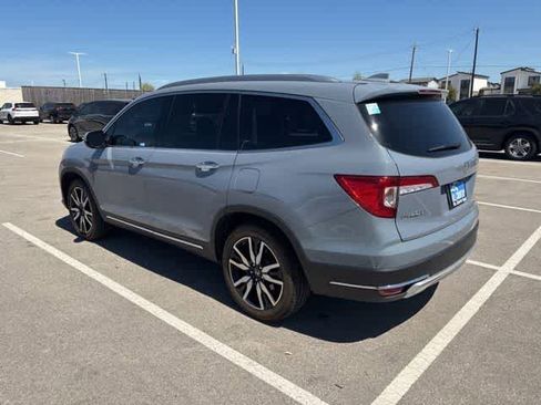 Used 2022 Honda Pilot Touring image 2