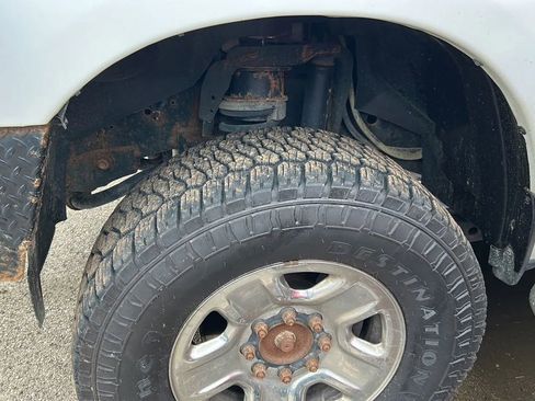 Used 2020 RAM 2500 Tradesman w/ Chrome Appearance Group image 5