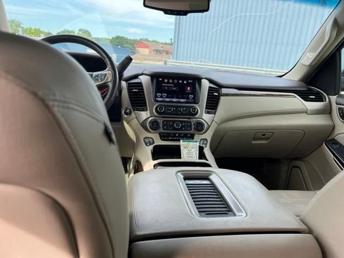 Used 2016 GMC Yukon Denali w/ Open Road Package AWD/4WD image 3