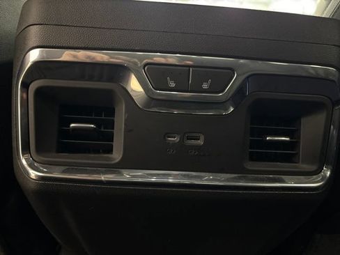 Used 2023 Chevrolet Silverado 1500 LTZ w/ LTZ Convenience Package II AWD/4WD image 36