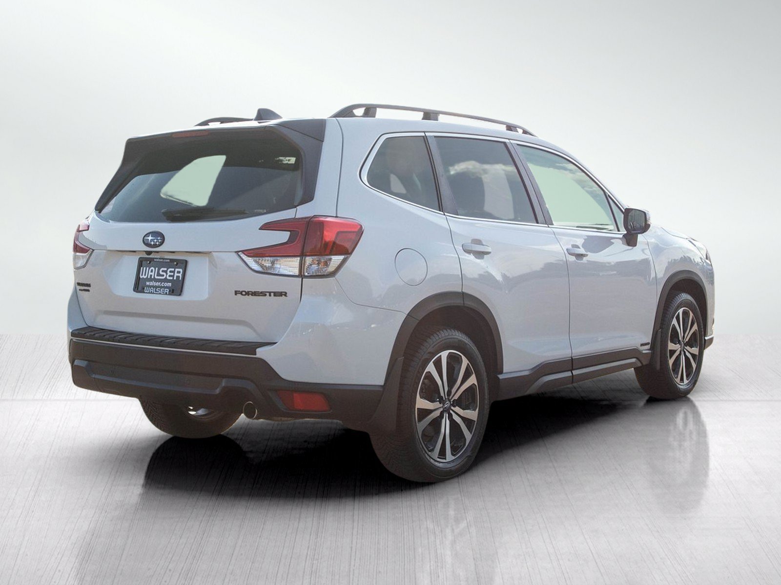 Used 2024 Subaru Forester Limited AWD/4WD image 5
