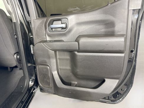 Used 2022 Chevrolet Silverado 1500 Custom image 26