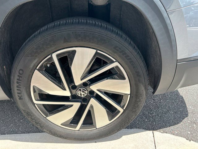 Used 2024 Volkswagen Atlas SE FWD image 19