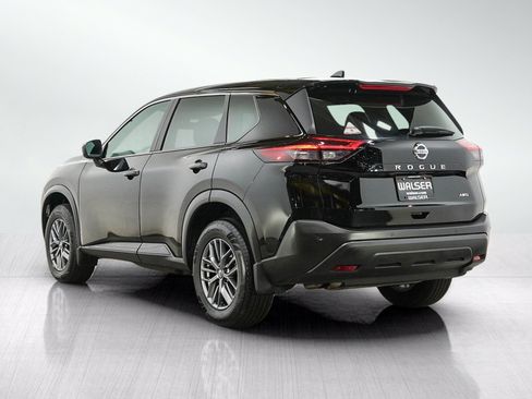 Used 2021 Nissan Rogue S AWD/4WD image 3