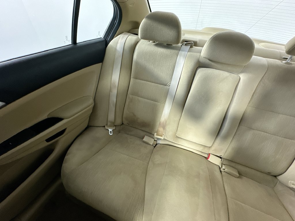 Used 2011 Honda Accord LX-P image 12