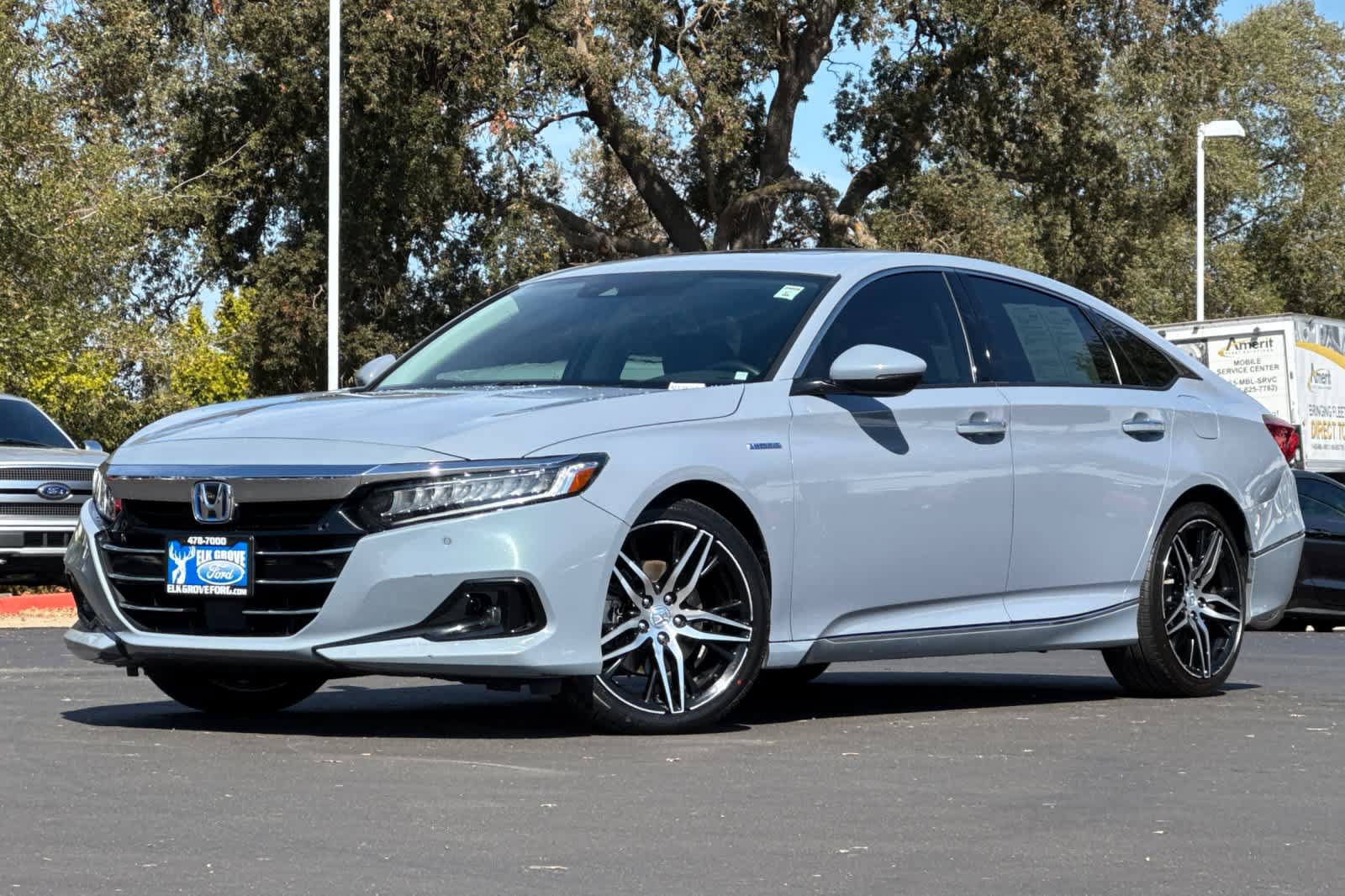 Used 2021 Honda Accord Touring image 1