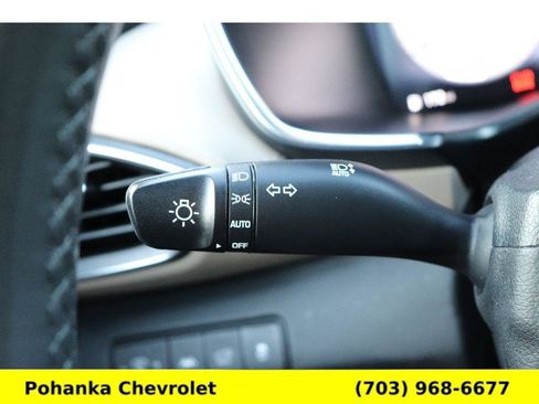 Used 2023 Hyundai Santa Fe SEL w/ Premium Package AWD/4WD image 10