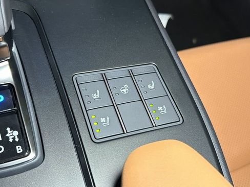 New 2026 Lexus UX 300h AWD image 26