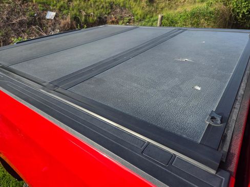 Used 2021 Chevrolet Silverado 1500 LT Trail Boss w/ LT Trail Boss Premium Package image 8