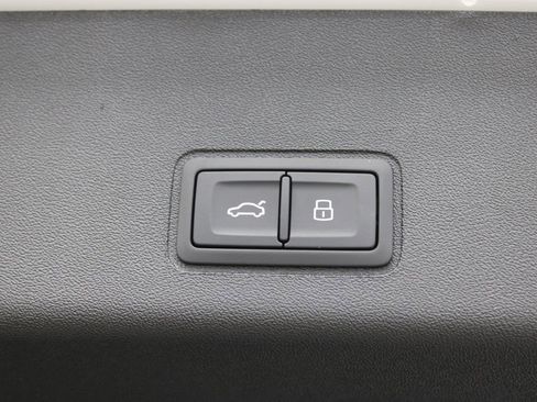 New 2026 Audi Q3 quattro 2.0T image 32