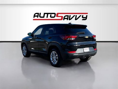 Used 2024 Chevrolet TrailBlazer LS w/ LS Convenience Package image 5