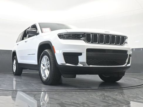 Used 2024 Jeep Grand Cherokee L Laredo image 60