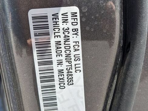 Used 2023 Jeep Compass Limited AWD/4WD image 33