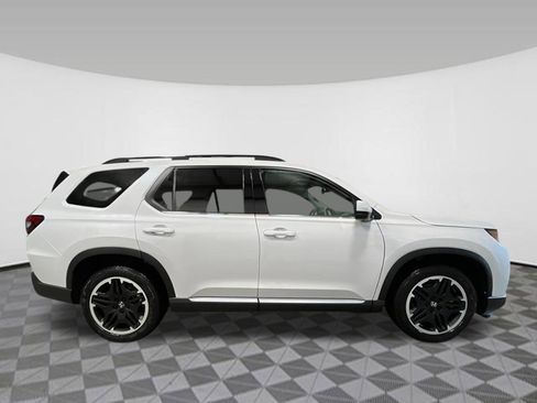 New 2026 Honda Pilot Touring image 8
