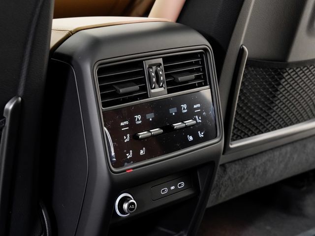 Certified 2026 Porsche Cayenne AWD/4WD image 22