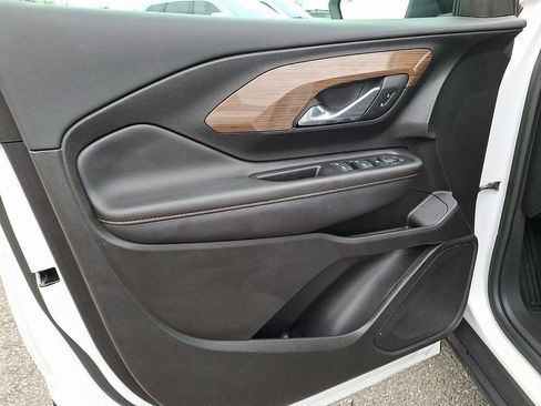 Used 2019 GMC Terrain SLE w/ Driver Convenience Package image 13