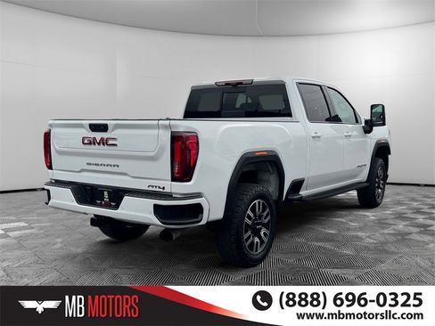 Used 2022 GMC Sierra 2500 AT4 image 3