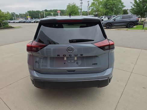 New 2026 Nissan Rogue Dark Armor AWD/4WD image 6