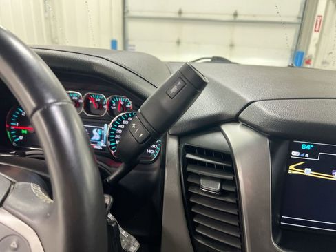 Used 2018 Chevrolet Tahoe LT image 18