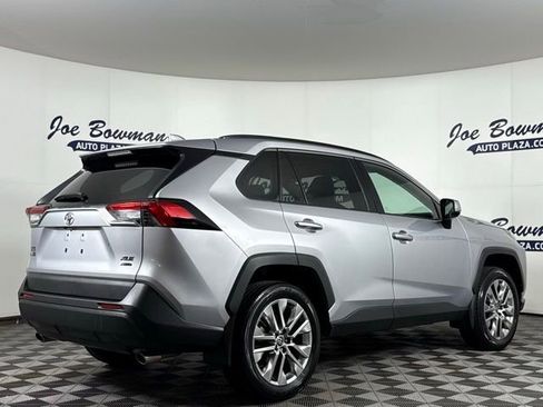 Used 2024 Toyota RAV4 XLE Premium image 7