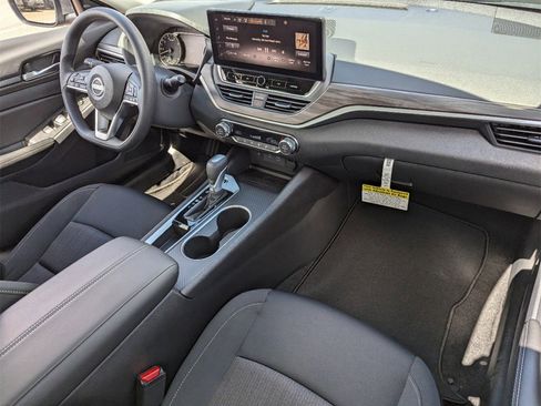 New 2025 Nissan Altima 2.5 SV w/ SV Special Edition Package image 39