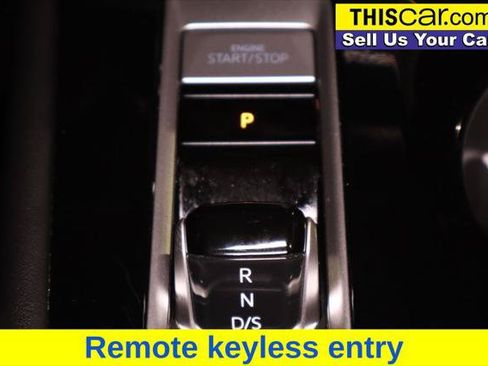 Used 2024 Volkswagen Atlas SEL Premium R-Line AWD/4WD image 25