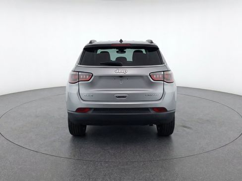 Used 2025 Jeep Compass Limited AWD/4WD image 7