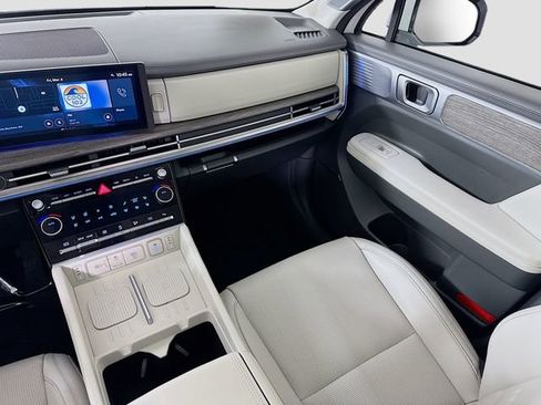 Used 2025 Hyundai Santa Fe Calligraphy image 25