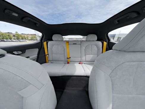 Certified 2023 Polestar Polestar 2 w/ Pilot Pack AWD/4WD image 13