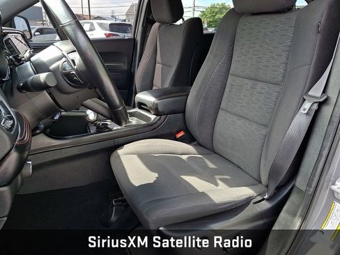 Used 2023 Dodge Durango GT RWD image 17