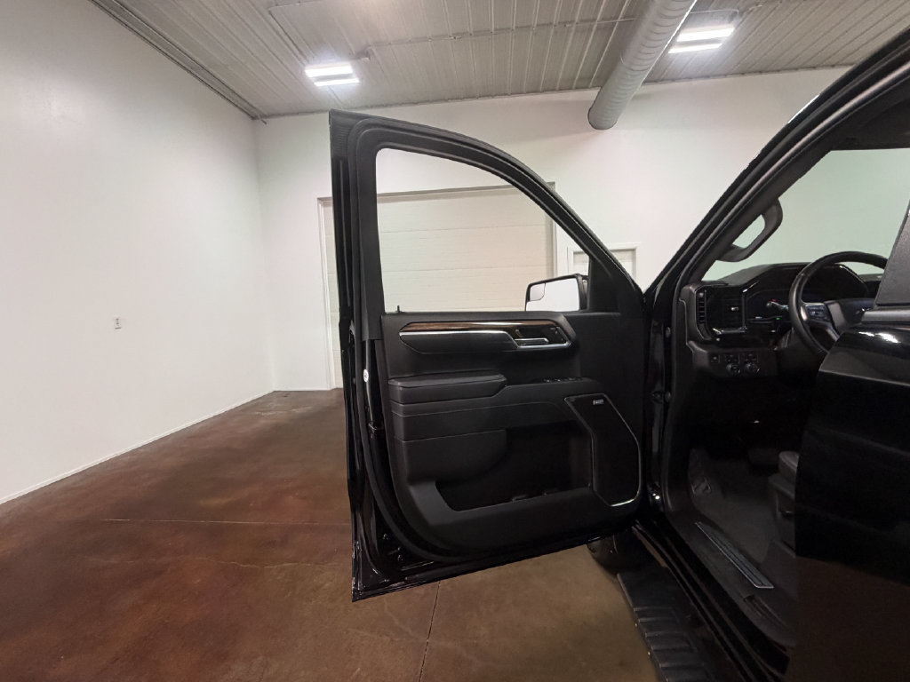 Used 2025 Chevrolet Silverado 1500 RST w/ Convenience Package II AWD/4WD image 58