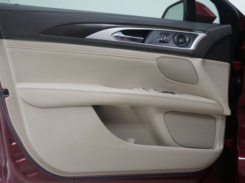 Used 2019 Lincoln MKZ Reserve w/ Reserve Plus Package FWD image 15