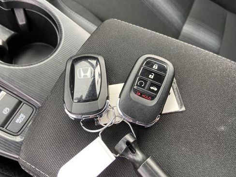 Used 2024 Honda Civic Sport image 42
