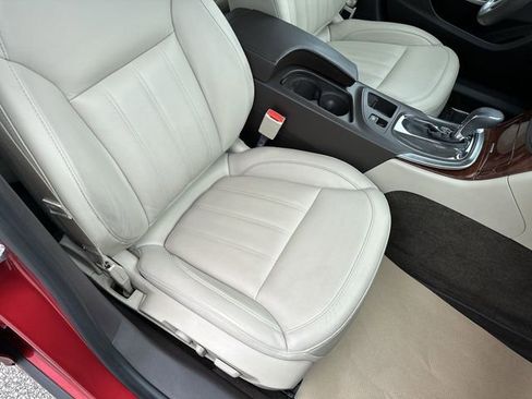Used 2014 Buick Regal Premium FWD image 27