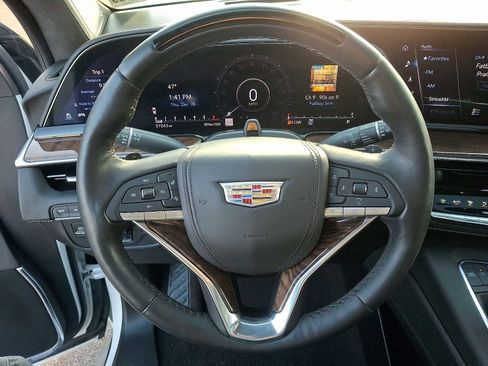 Used 2023 Cadillac Escalade Premium Luxury Platinum image 22