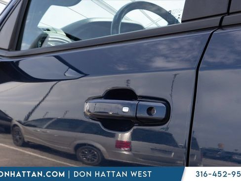 Used 2021 Chevrolet Silverado 1500 RST AWD/4WD image 30